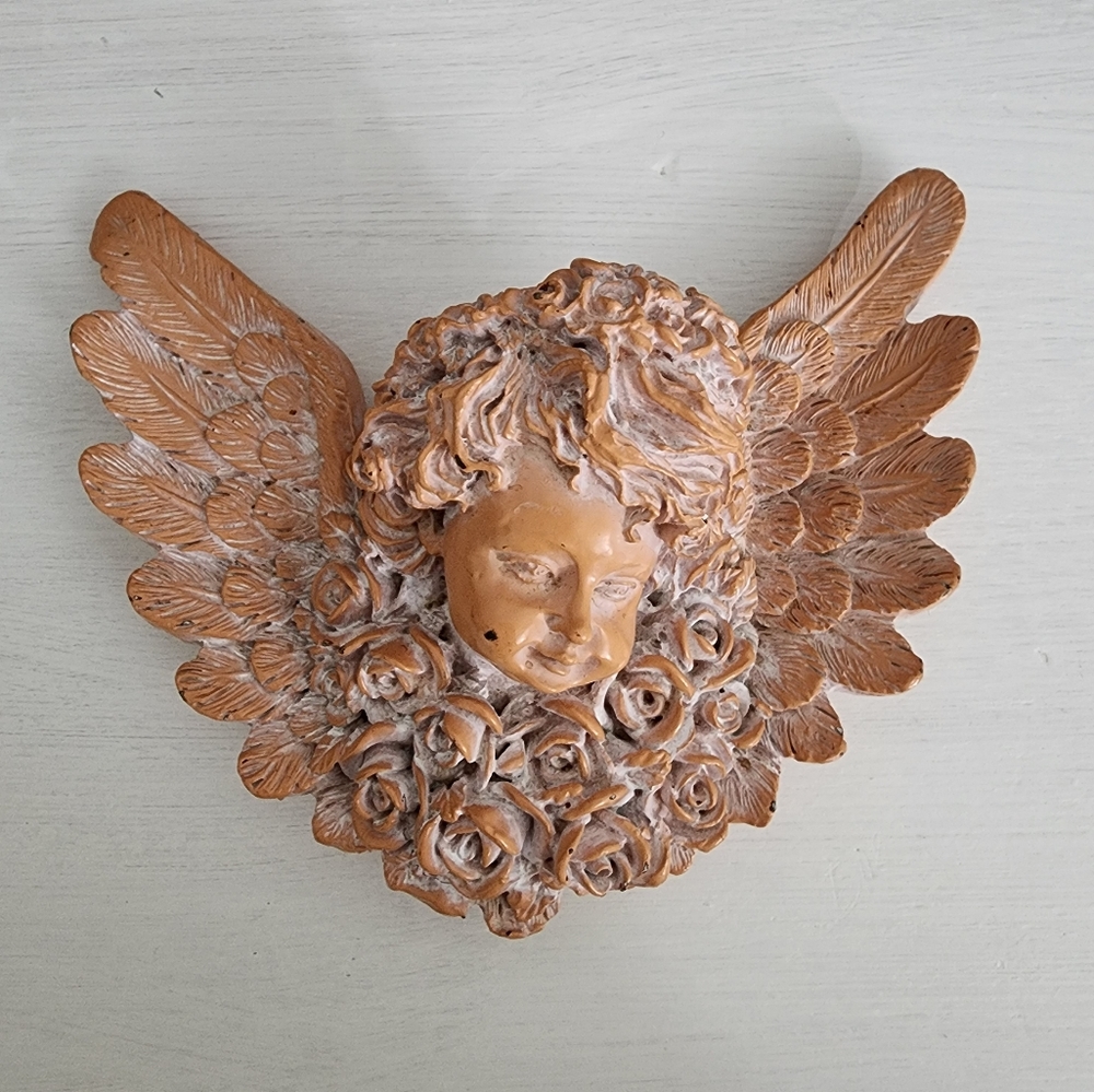 Cherub Wall Accent in Terracotta Brown